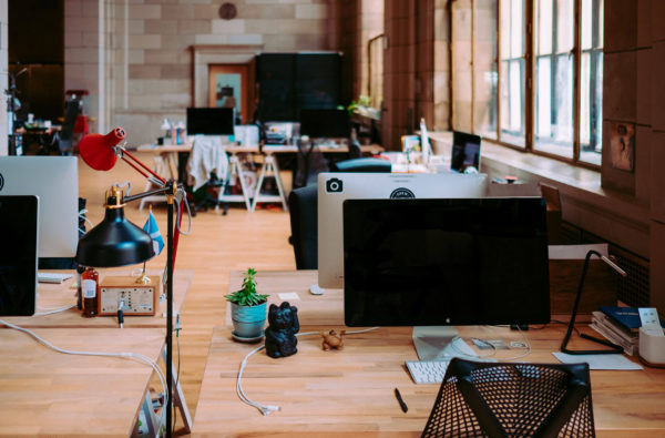 Coworking, una foto de Annie Spratt