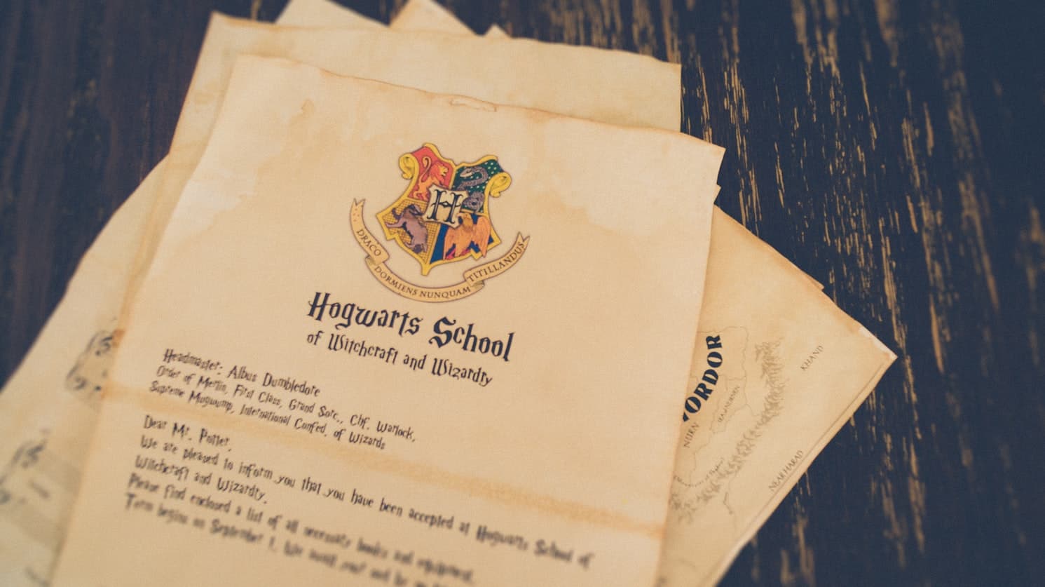 La carta de Hogwarts es, en el fondo, una newsletter analógica (y mágica)